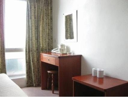 Rose Cottage Hotel Taman Daya Джохор Бахру Екстериор снимка